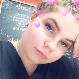 Meet your Posher, Hannah